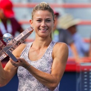 足球新闻-张奔斗：吉娃娃都快30岁了，迟来的突破愈显甜蜜