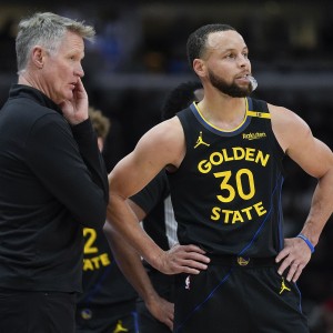 世界杯下注-科尔：库里很沮丧 他现在在做投篮训练&amp;状态还达不到参加训练程度